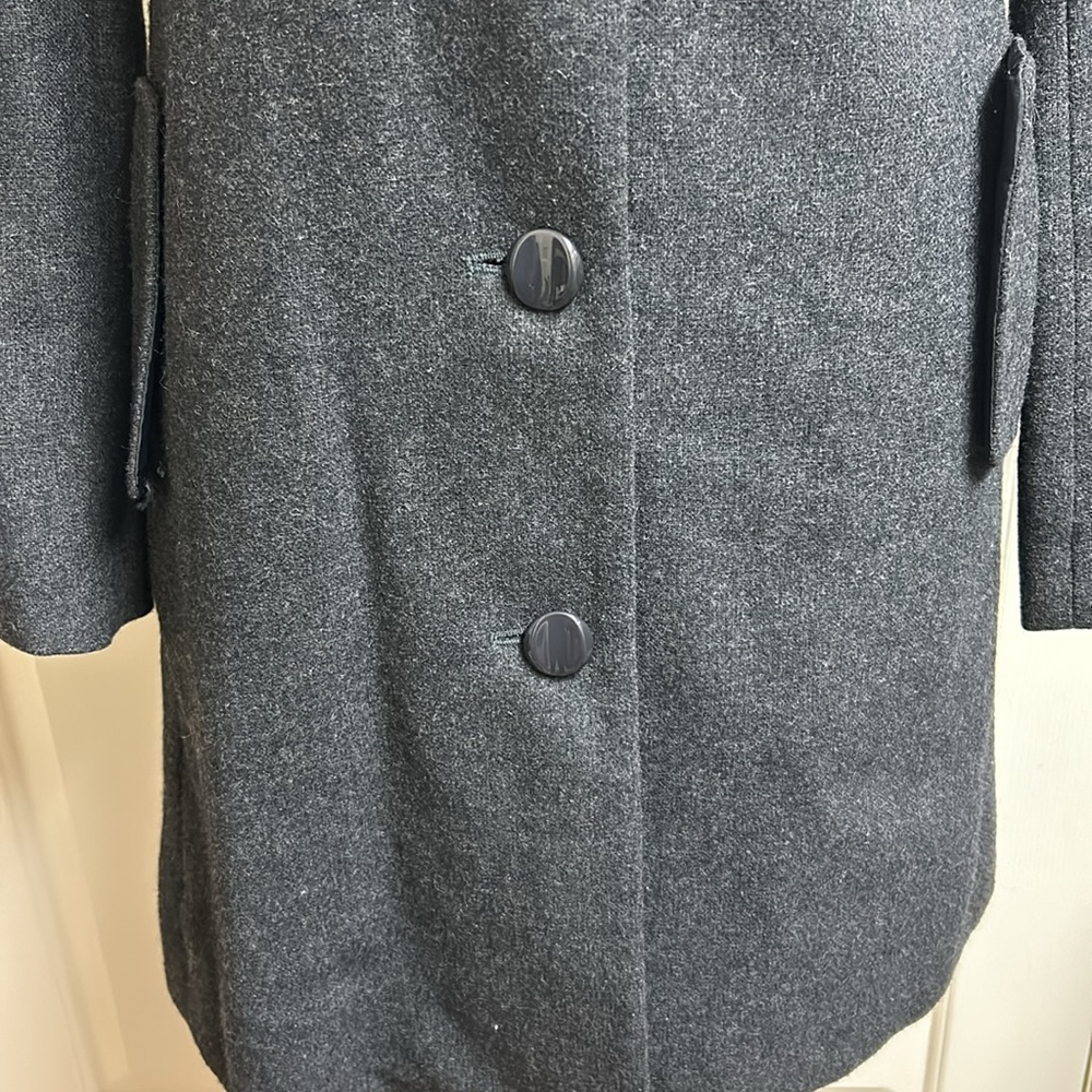 Love 21 Gray Black XS Coat , 52% Woo, 33% Polyester, 7% Rayon, 4% Acrylic - Picture 4 of 9